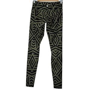 Lululemon Leggings Women's 6 Wunder Under Green/Black Athletic Yoga‎ Gym Hiking